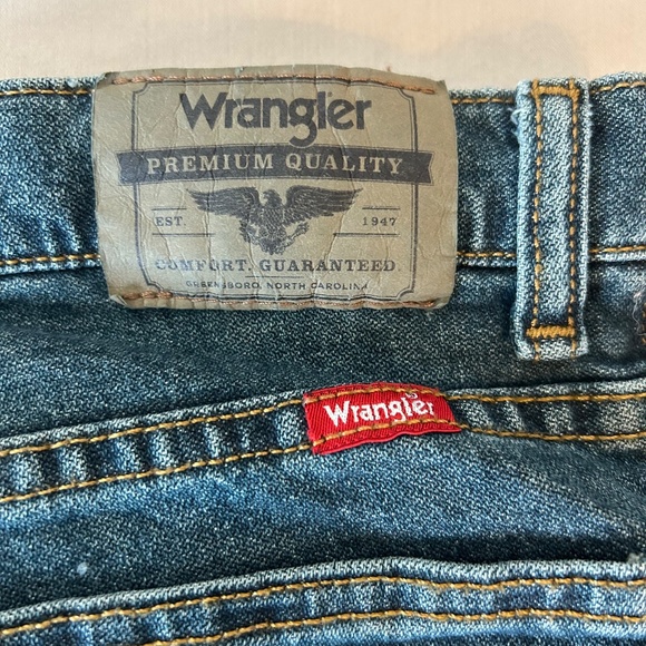 NWT Boys Wrangler Straight Bootcut Jeans Husky Adjustable Waist Denim | Size 16‎ - Picture 4 of 8